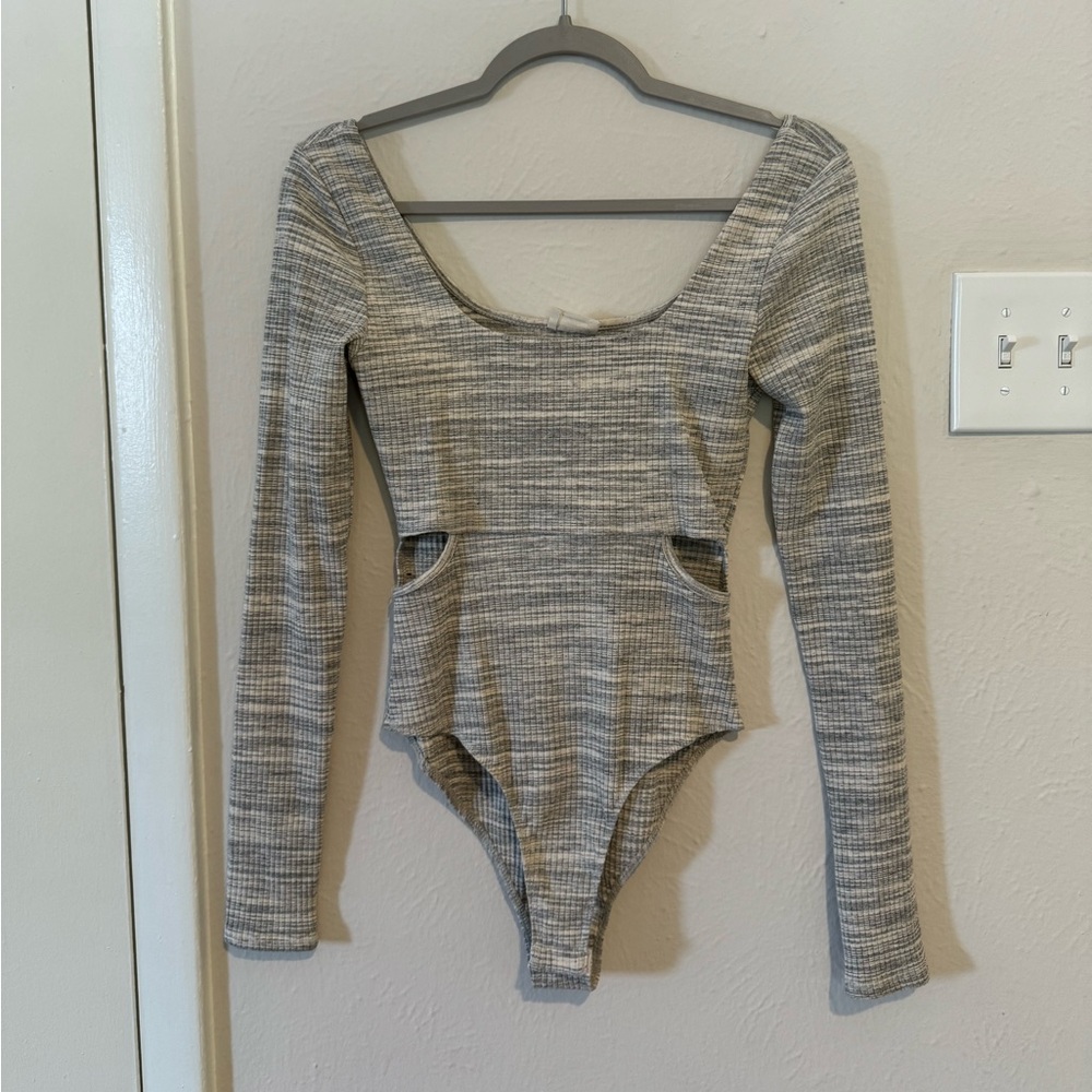 Long sleeve bodysuit with cutouts, size small